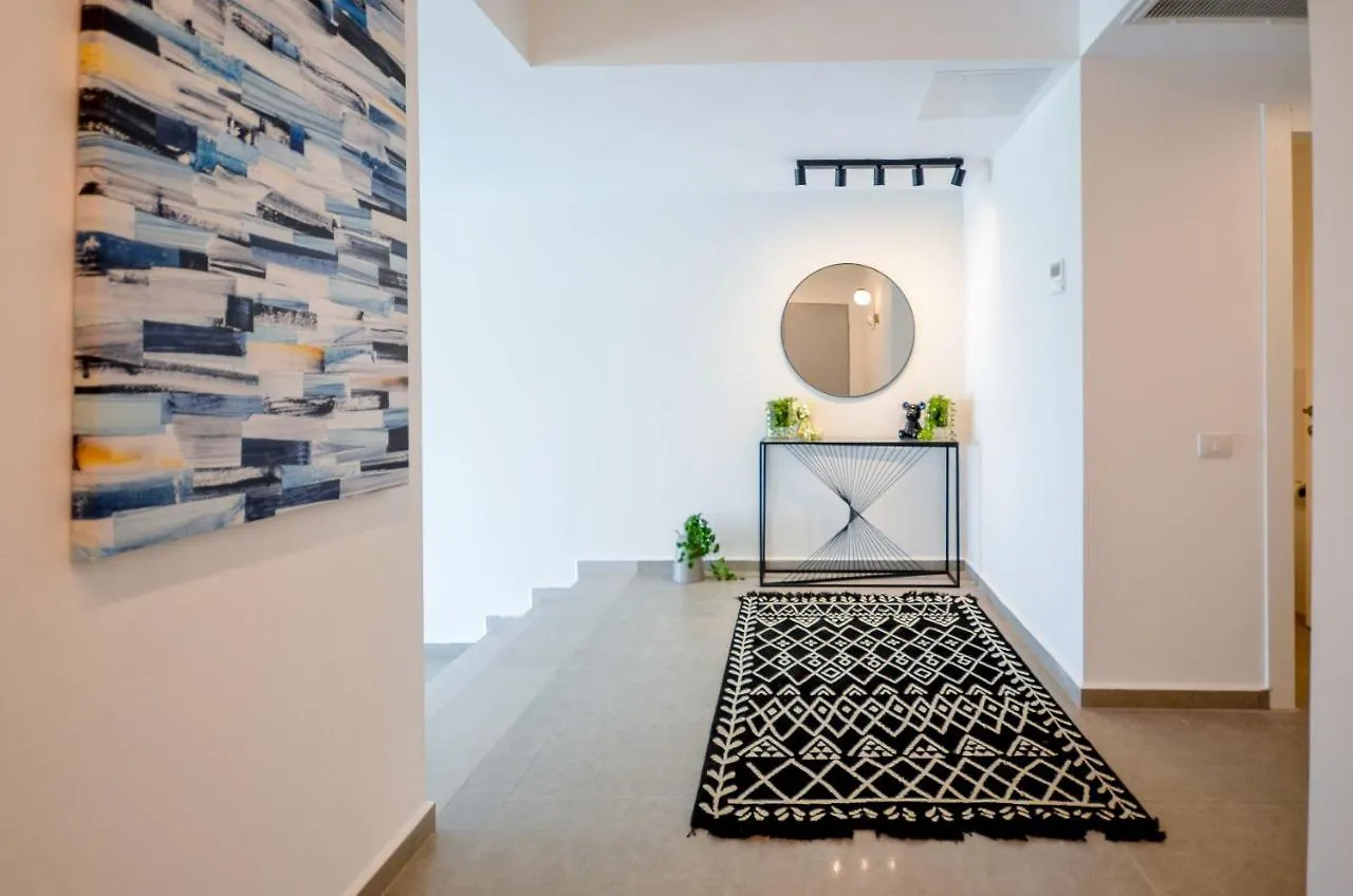 Yalarent Morning Star-Garden With Private Pool Apartment Eilat